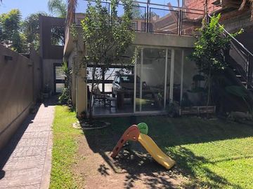 CASA ITUZAINGO VENTA