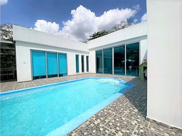 SE VENDE CASA CAMPESTRE EN VILLETA