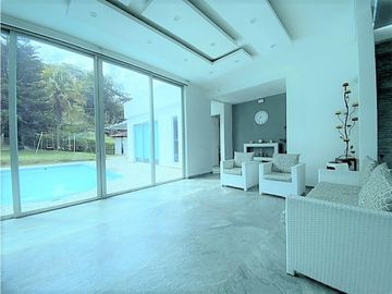 SE VENDE CASA CAMPESTRE EN VILLETA