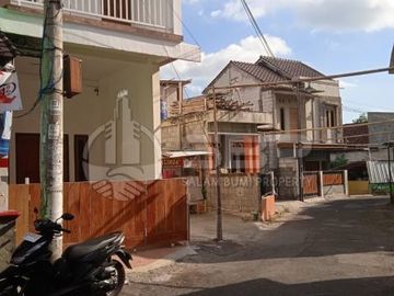 Dijual Kost Dijual Jogja Exclusive 5kt 5km dkt RSA UGM full furnished dan full penghuni