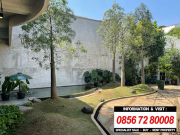 BANGUNAN KOMERSIAL at TENTARA PELAJAR SIMPRUG GOLF, KBY LAMA