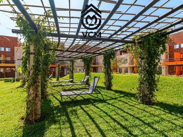 VENTA DE CASA RESIDENCIAL CON ALBERCA, ROOF GARDEN Y JARDIN PROPIO EN YAUTEPEC