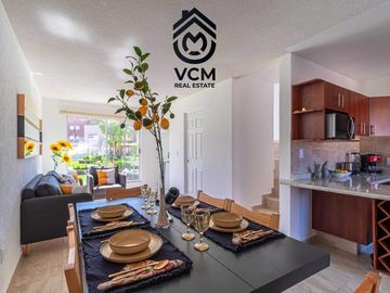 VENTA DE CASA RESIDENCIAL CON ALBERCA, ROOF GARDEN Y JARDIN PROPIO EN YAUTEPEC