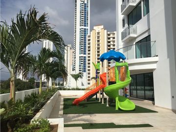SE VENDE APARTAMENTO EN PH FOREST GATE ALBROOK