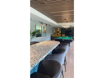 SE VENDE APARTAMENTO EN PH FOREST GATE ALBROOK