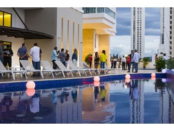 SE VENDE APARTAMENTO EN PH FOREST GATE ALBROOK