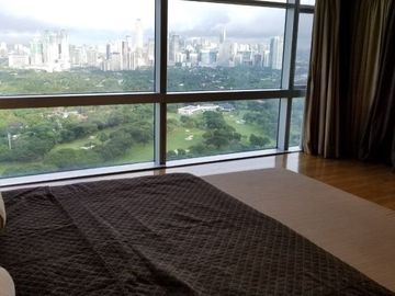 Modern 3BR Luxury Condo in Pacific Plaza Towers BGC for Sale