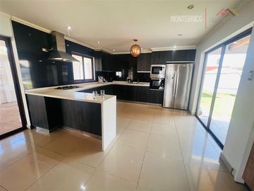 Casa en Venta en Rosario