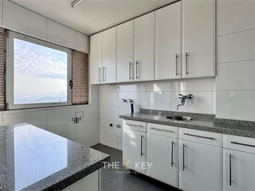 Departamento en Venta en Subida Santa Teresa - Raimundo Larrain