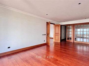 Departamento en Venta en Subida Santa Teresa - Raimundo Larrain