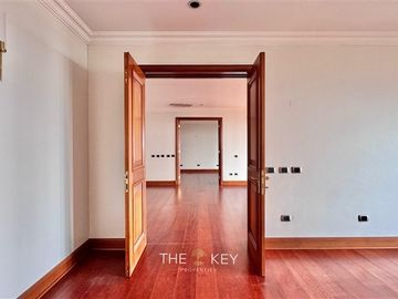 Departamento en Venta en Subida Santa Teresa - Raimundo Larrain