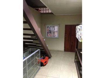 DOLEGUITA, VENTA/ALQUILER DE CASA ESPACIOSA Y REMODELADA