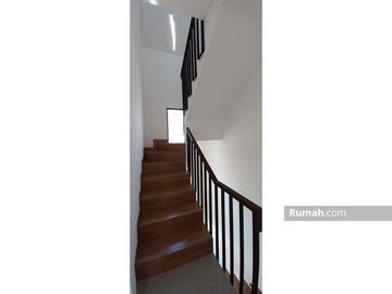 jual rumah 2 lantai termewah termurah di depok