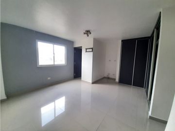 NEGOCIABLE APARTAMENTO 3 RECMARAS PH ALTAMIRA GARDEN