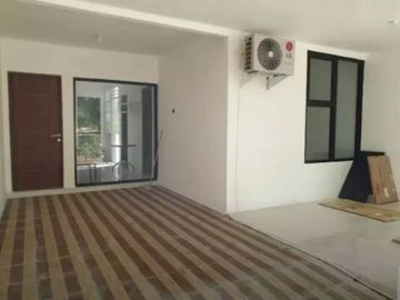 Dijual Rumah Darmo Indah Selatan Surabaya