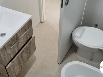 Exclusivo 2 ambientes  Sanabria 2400 Villa Devoto con balcon  Parrilla