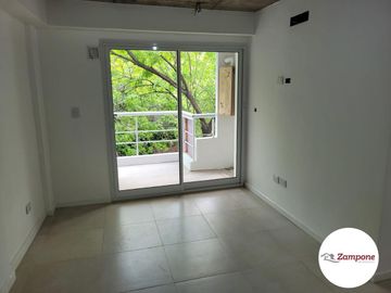 Exclusivo 2 ambientes  Sanabria 2400 Villa Devoto con balcon  Parrilla