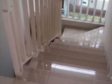 Rumah 2 Lantai Cimahi 500m ke SMA Pasundan 3 Cimahi Dp 30%.