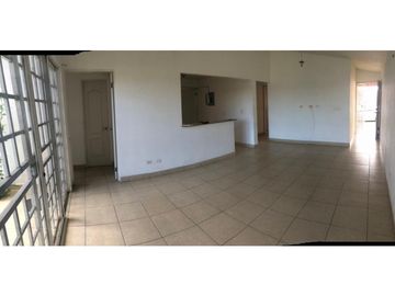 CHORRERA / RES. ALTOS DEL CAMPO / 280m2 / 3 HABITACIONES