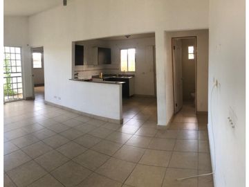 CHORRERA / RES. ALTOS DEL CAMPO / 280m2 / 3 HABITACIONES