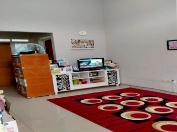 RUMAH SIAP HUNI DI PADASUKA PASIRLAYUNG BANDUNG KOTA 5 MENIT KE TERMINAL CICAHEUM