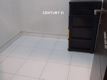 Disewakan Cepat Rumah Terawat Semi Furnished Kebayoran Residence