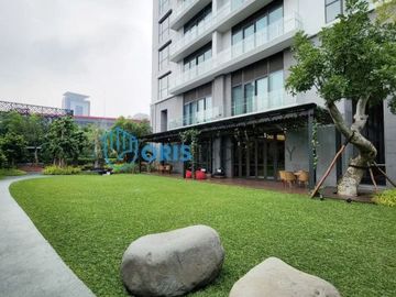 For Rent 3BR New Apartement at Pakubowono Menteng