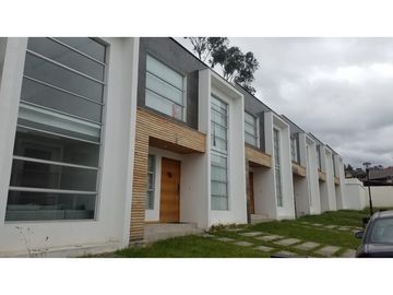 casas por estrenar en venta en las pencas san sebastian sayausi