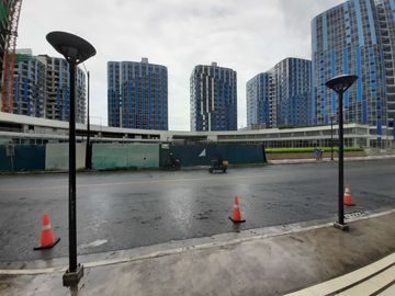 2 BEDROOM FOR SALE IN SIX SENSES NEAR MALL OF ASIA PASAY