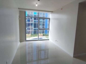 2 BEDROOM FOR SALE IN SIX SENSES NEAR MALL OF ASIA PASAY
