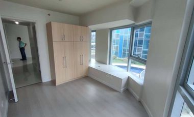 2 BEDROOM FOR SALE IN SIX SENSES NEAR MALL OF ASIA PASAY