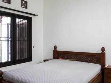 BUC RUMAH SEMI VILLA JALAN LEBAR DI KEROBOKAN DEKAT CANGGU