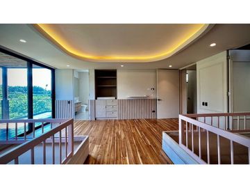 Venta Casa Campestre Luxury Llanogrande con Pesebreras USO COMERCIAL