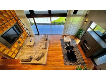 Venta Casa Campestre Luxury Llanogrande con Pesebreras USO COMERCIAL