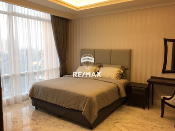 Apartemen Botanica 2 BR 157 m² dijual Jakarta Selatan