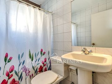 Linda y moderna casa en venta, excelente estado y ubicación privilegiada, en el corazón de Peñalolén