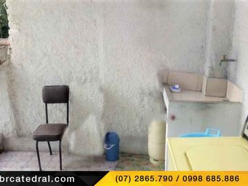 Casa de venta en Centro de Cuenca – código:15951