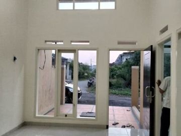 Rumah medokan sawah timur... 675 jt negoo