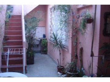 Importante casa garaje patio terraza, 3 dormitorios, 2 baños, gran cocina comedor, estilo moderno
