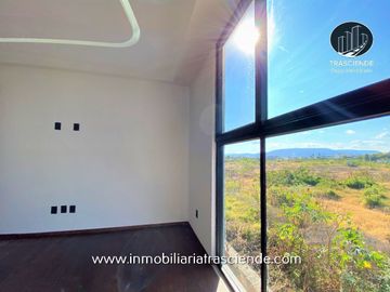 Casa de Lujo en Venta, Puerta las Lomas, Zona Andares, Zapopan