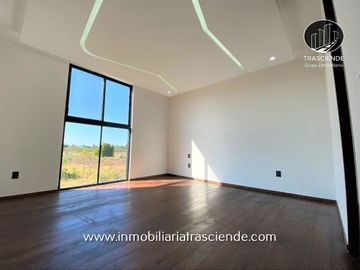 Casa de Lujo en Venta, Puerta las Lomas, Zona Andares, Zapopan
