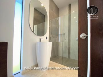 Casa de Lujo en Venta, Puerta las Lomas, Zona Andares, Zapopan