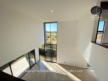 Casa de Lujo en Venta, Puerta las Lomas, Zona Andares, Zapopan