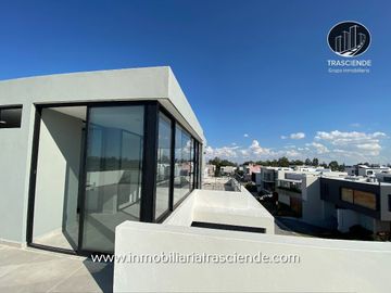 Casa de Lujo en Venta, Puerta las Lomas, Zona Andares, Zapopan
