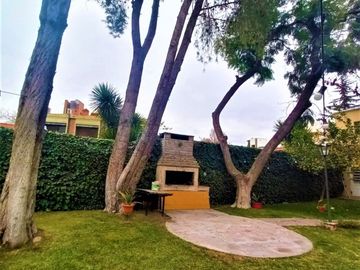 GREENWOOD VENDE HERMOSA Y AMPLIA PROPIEDAD EN GODOY CRUZ, EXCELENTE CALIDAD CONSTRUCTIVA Y UBICACION INMEJORABLE