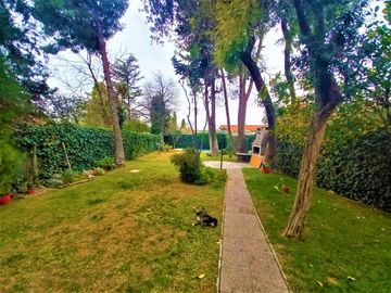GREENWOOD VENDE HERMOSA Y AMPLIA PROPIEDAD EN GODOY CRUZ, EXCELENTE CALIDAD CONSTRUCTIVA Y UBICACION INMEJORABLE