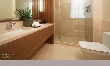 3 Bedroom Luxury Penthouse unit near EDSA Shangri la, SM Megamall, Capitol Commons, BGC and Ortigas Business District