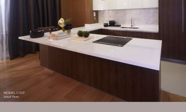 3 Bedroom Luxury Penthouse unit near EDSA Shangri la, SM Megamall, Capitol Commons, BGC and Ortigas Business District