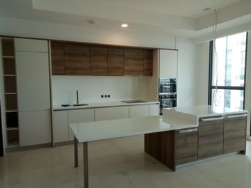 Dijual Apartemen Wang Residence Kebon Jeruk Jakarta Barat Tower Upper House 3 Bedroom + Service area Baru Gres Kosong