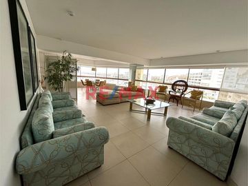🌊 ¡VIVE FRENTE AL MAR CON TODAS LAS COMODIDADES!
📍 Malecón San Martín – Ancón
✨ Hermoso departamento en venta con una espectacular vista directa al